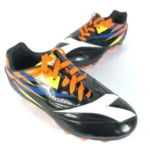 Diadora soccer  shoes boy
